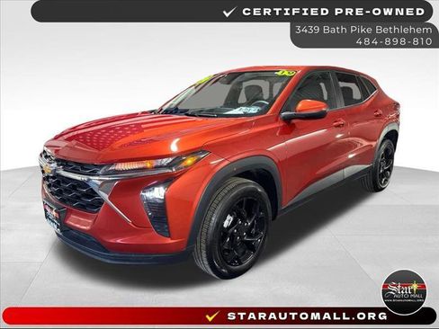 Used 2024 Chevrolet Trax LS w/ LS Convenience Package FWD image 1