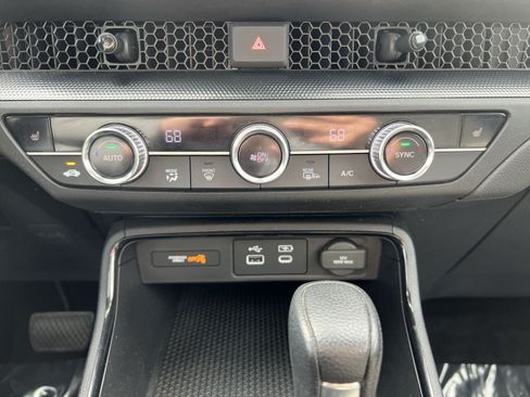 Used 2024 Honda CR-V EX image 20