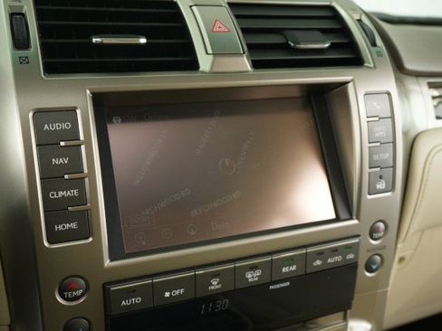 Used 2015 Lexus GX 460 w/ Premium Package AWD/4WD image 40