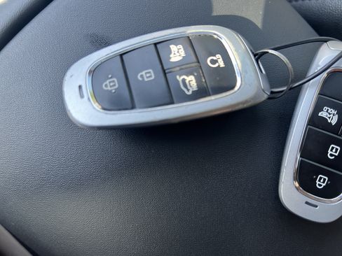 Used 2023 Hyundai Santa Fe SEL Premium AWD/4WD image 32