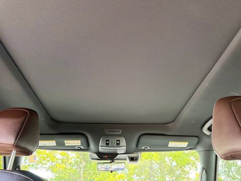 Used 2025 Nissan Armada Platinum AWD/4WD image 41