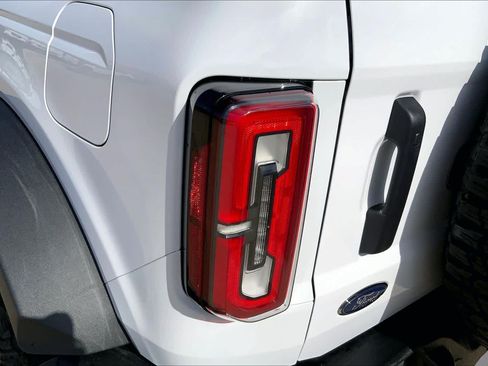 Used 2024 Ford Bronco Wildtrak AWD/4WD image 27