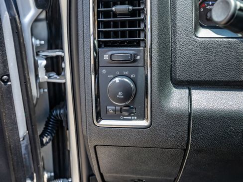 Used 2018 RAM 2500 Lone Star w/ Sport Appearance Group AWD/4WD image 20