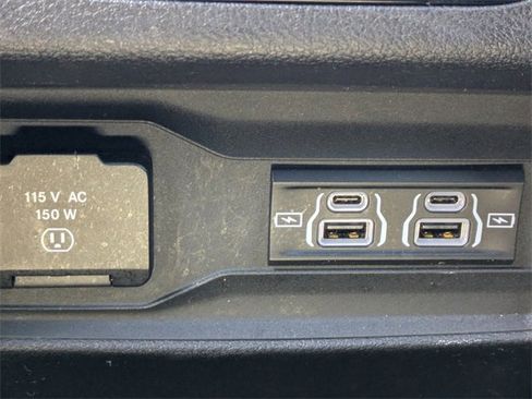 Used 2023 Jeep Grand Cherokee L Limited image 16