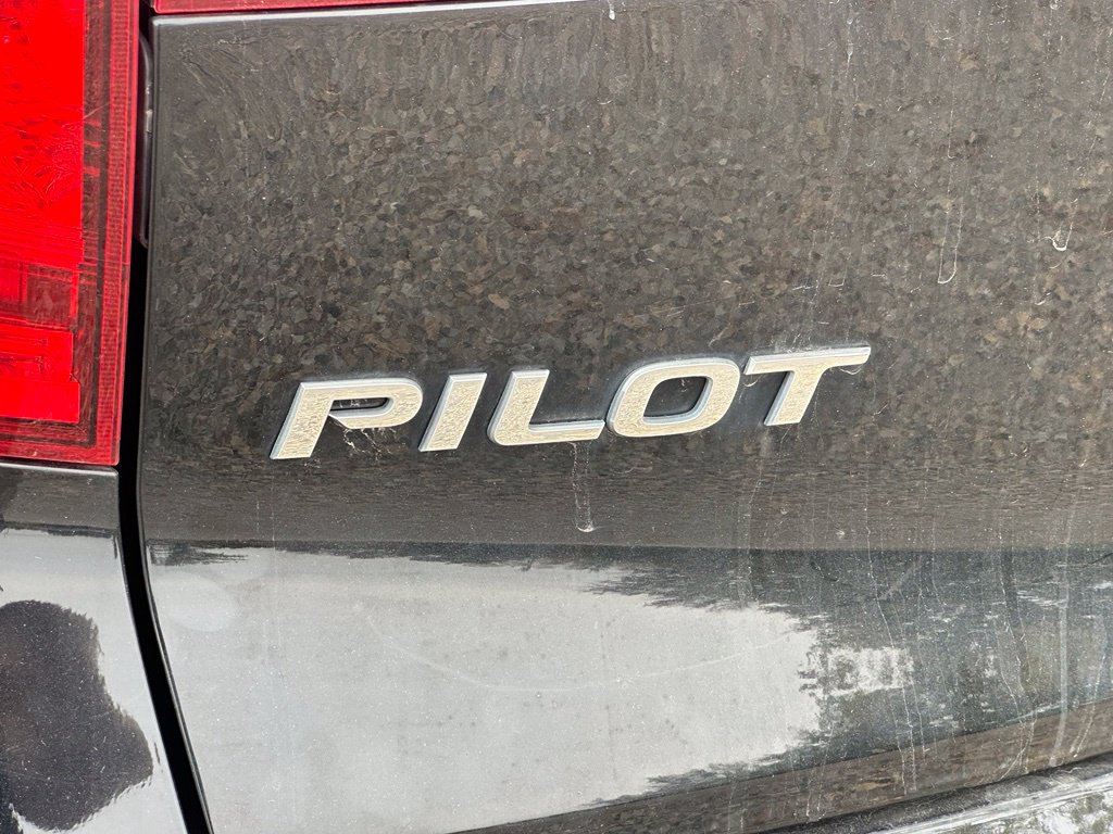 Used 2017 Honda Pilot EX image 6