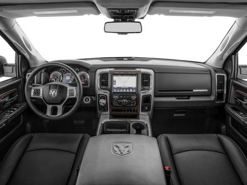 Used 2016 RAM 1500 Laramie w/ Convenience Group AWD/4WD image 7
