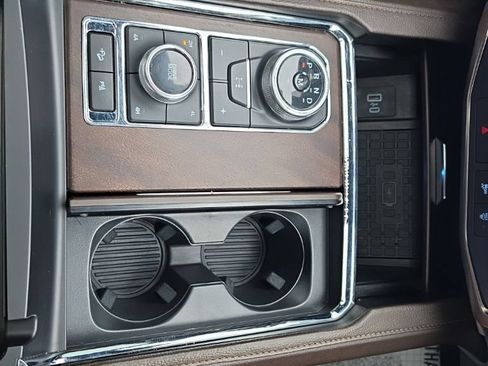 Used 2023 Ford Expedition King Ranch AWD/4WD image 42