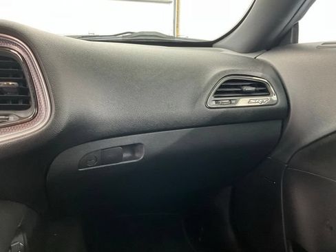 Used 2016 Dodge Challenger SRT Hellcat RWD image 12