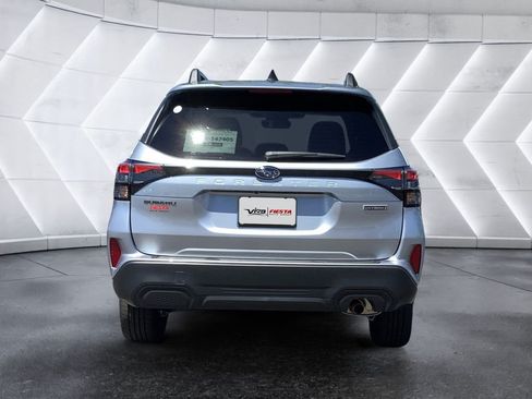 Used 2026 Subaru Forester Premium AWD/4WD image 5