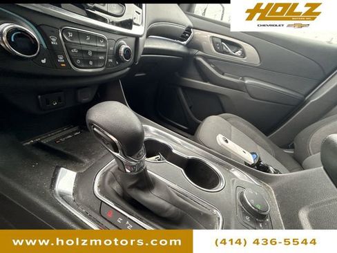 Certified 2023 Chevrolet Traverse LT image 16