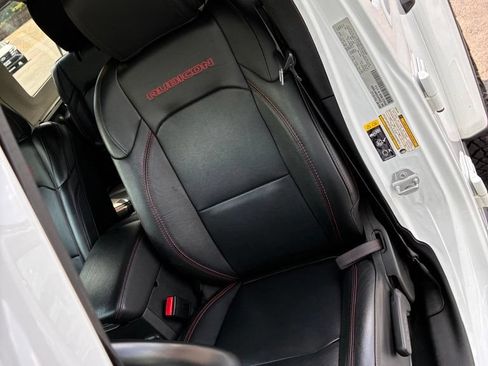 Used 2022 Jeep Wrangler Unlimited Rubicon AWD/4WD image 20