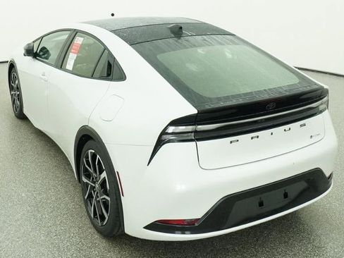 New 2026 Toyota Prius Plug-In Hybrid image 6