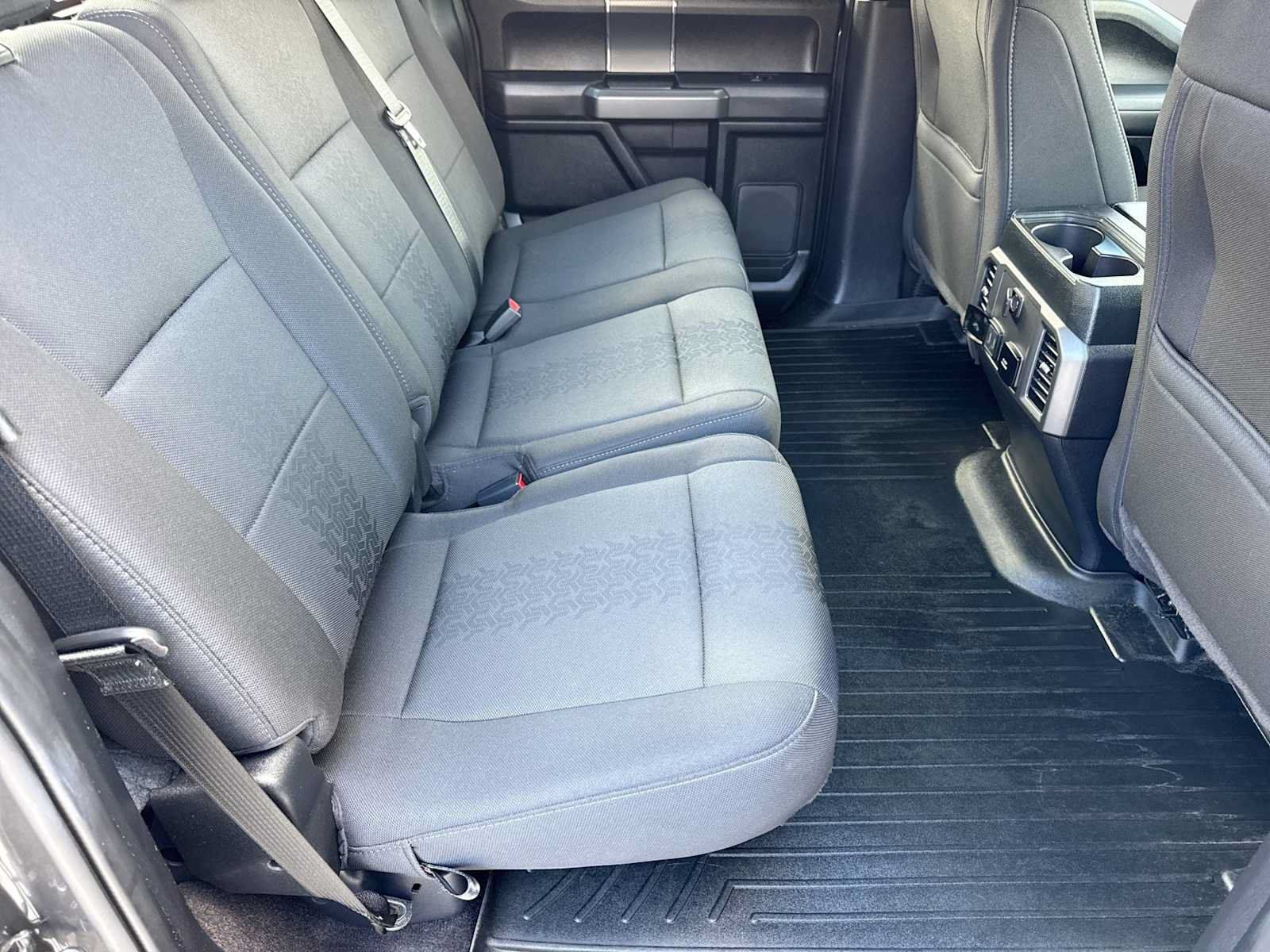 Used 2020 Ford F150 XLT w/ Equipment Group 302A Luxury AWD/4WD image 19