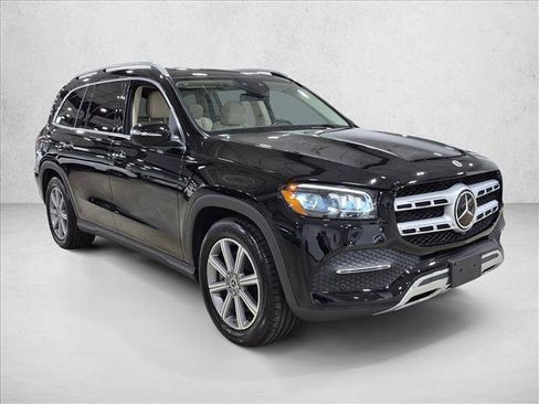Used 2023 Mercedes-Benz GLS 450 4MATIC image 3