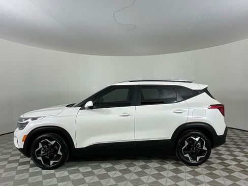 Used 2025 Kia Seltos S image 8