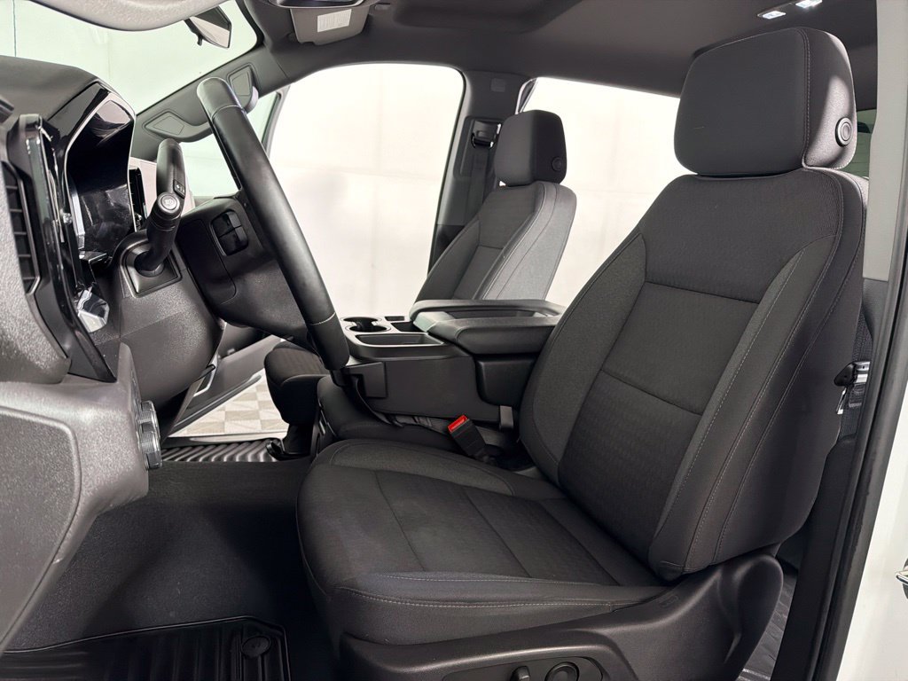Used 2023 Chevrolet Silverado 1500 LT AWD/4WD image 11