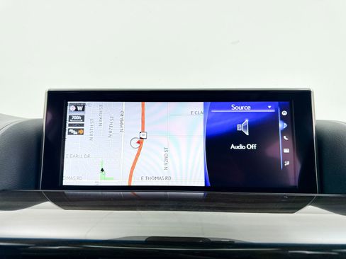 Used 2018 Lexus LX 570 4WD w/ Luxury Package image 25