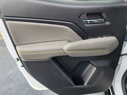 Used 2024 Chevrolet Colorado ZR2 w/ Technology Package image 14