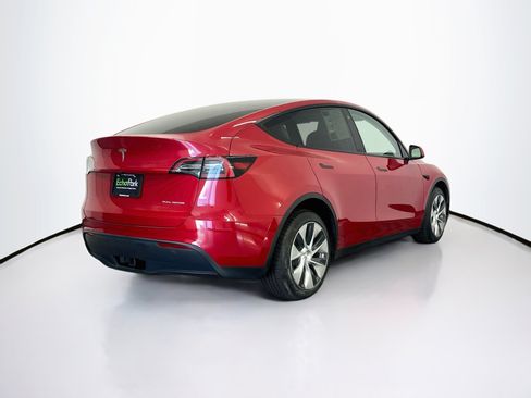 Used 2023 Tesla Model Y Long Range AWD/4WD image 9