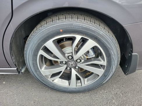 Used 2024 Honda Odyssey Touring image 35