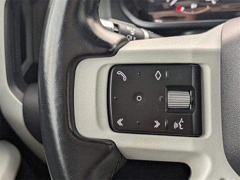 Used 2021 Land Rover Defender 110 SE image 22