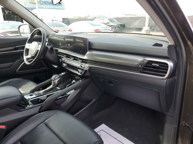 Used 2025 Kia Telluride S FWD image 30
