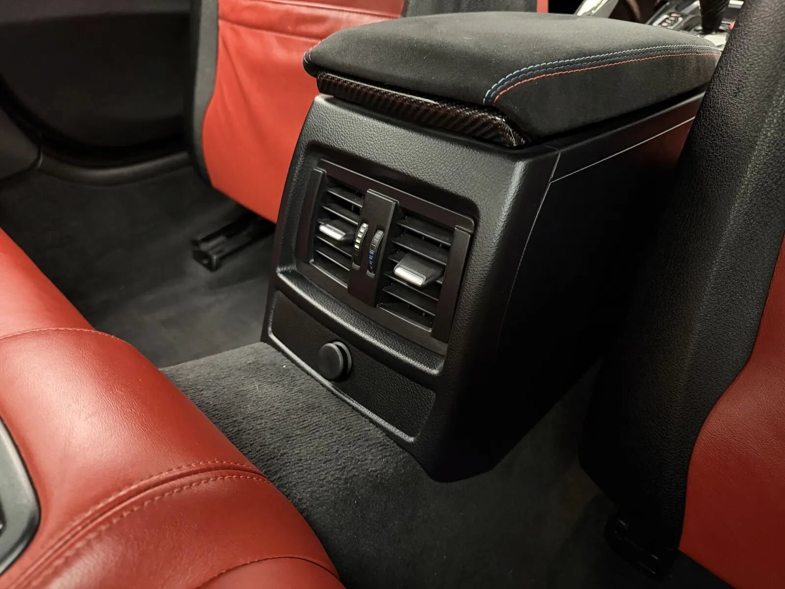 Used 2015 BMW M4 Convertible RWD image 46