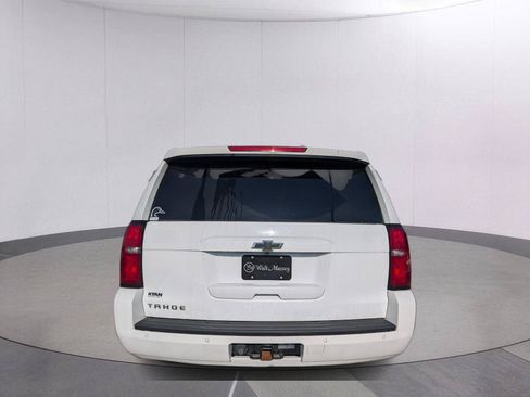 Used 2019 Chevrolet Tahoe LS w/ Enhanced Driver Alert Package RWD image 4
