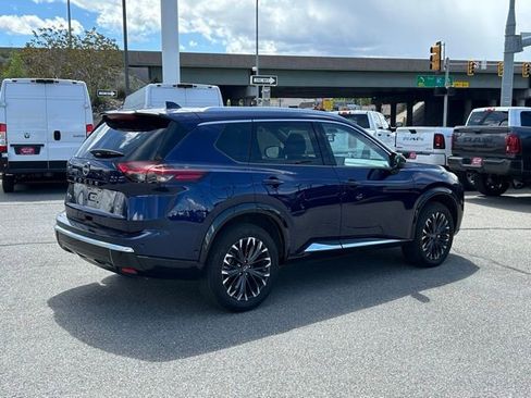 Used 2025 Nissan Rogue Platinum AWD/4WD image 8