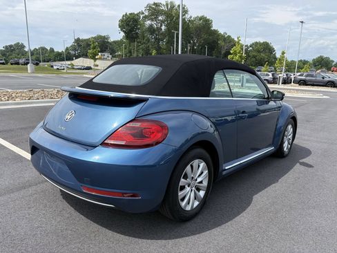 Used 2019 Volkswagen Beetle 2.0T S FWD image 7