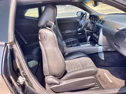 Used 2013 Dodge Challenger SXT RWD image 12