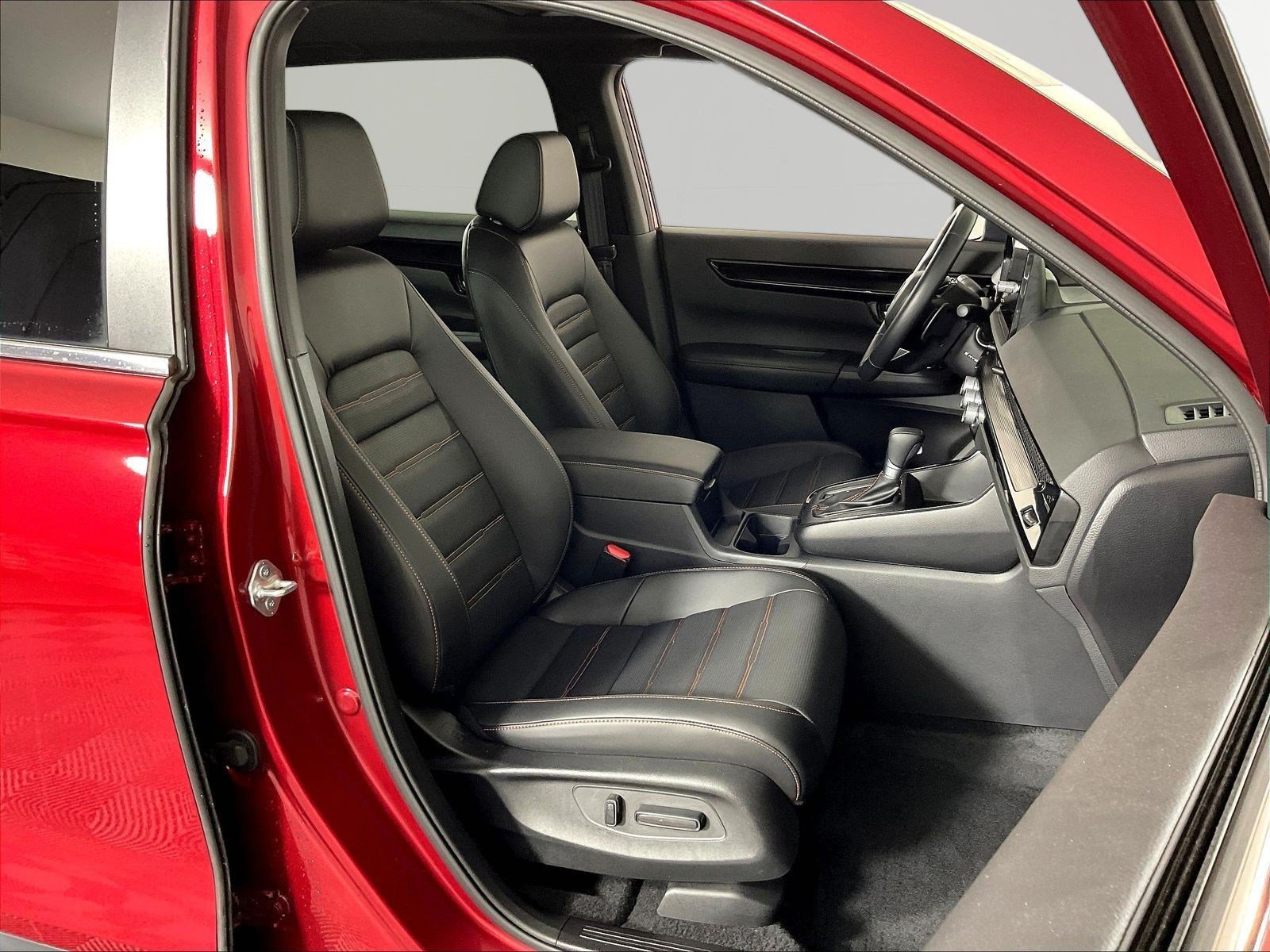 Used 2025 Honda CR-V Sport Touring image 29