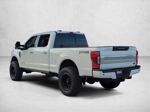Used 2022 Ford F350 Platinum image 7