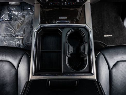 Used 2017 Ford F350 Platinum w/ Platinum Ultimate Package image 28