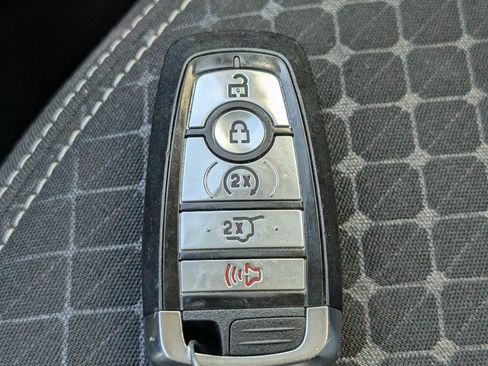 Used 2024 Ford Escape Active w/ Tech Pack #1 AWD/4WD image 31