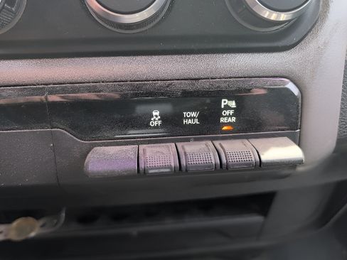 Used 2019 RAM 2500 Tradesman AWD/4WD image 15