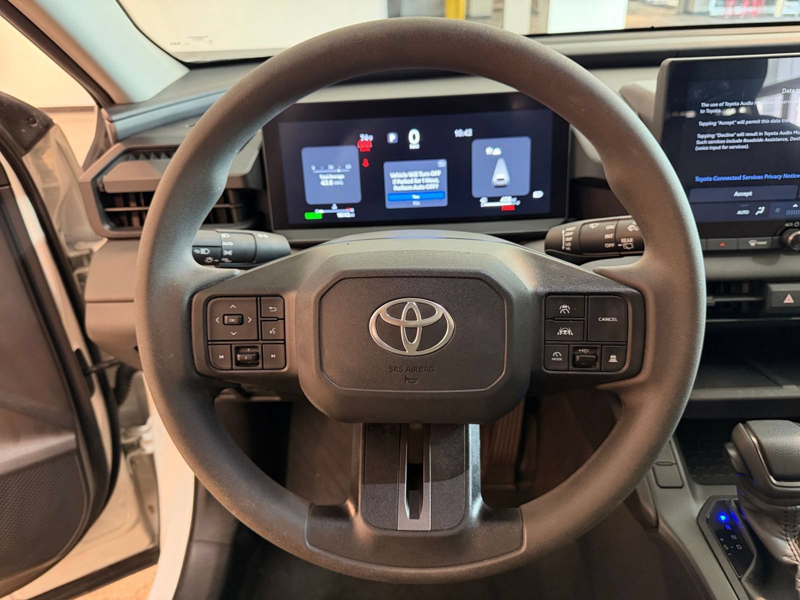Used 2026 Toyota RAV4 LE AWD/4WD image 27