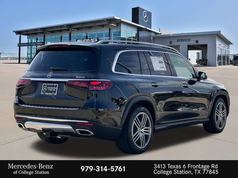 Certified 2025 Mercedes-Benz GLS 450 4MATIC image 10
