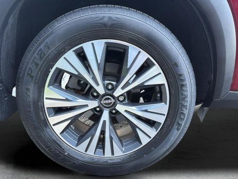 Certified 2023 Nissan Rogue SV AWD/4WD image 24