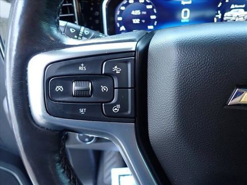 Used 2022 Chevrolet Silverado 1500 LT AWD/4WD image 13