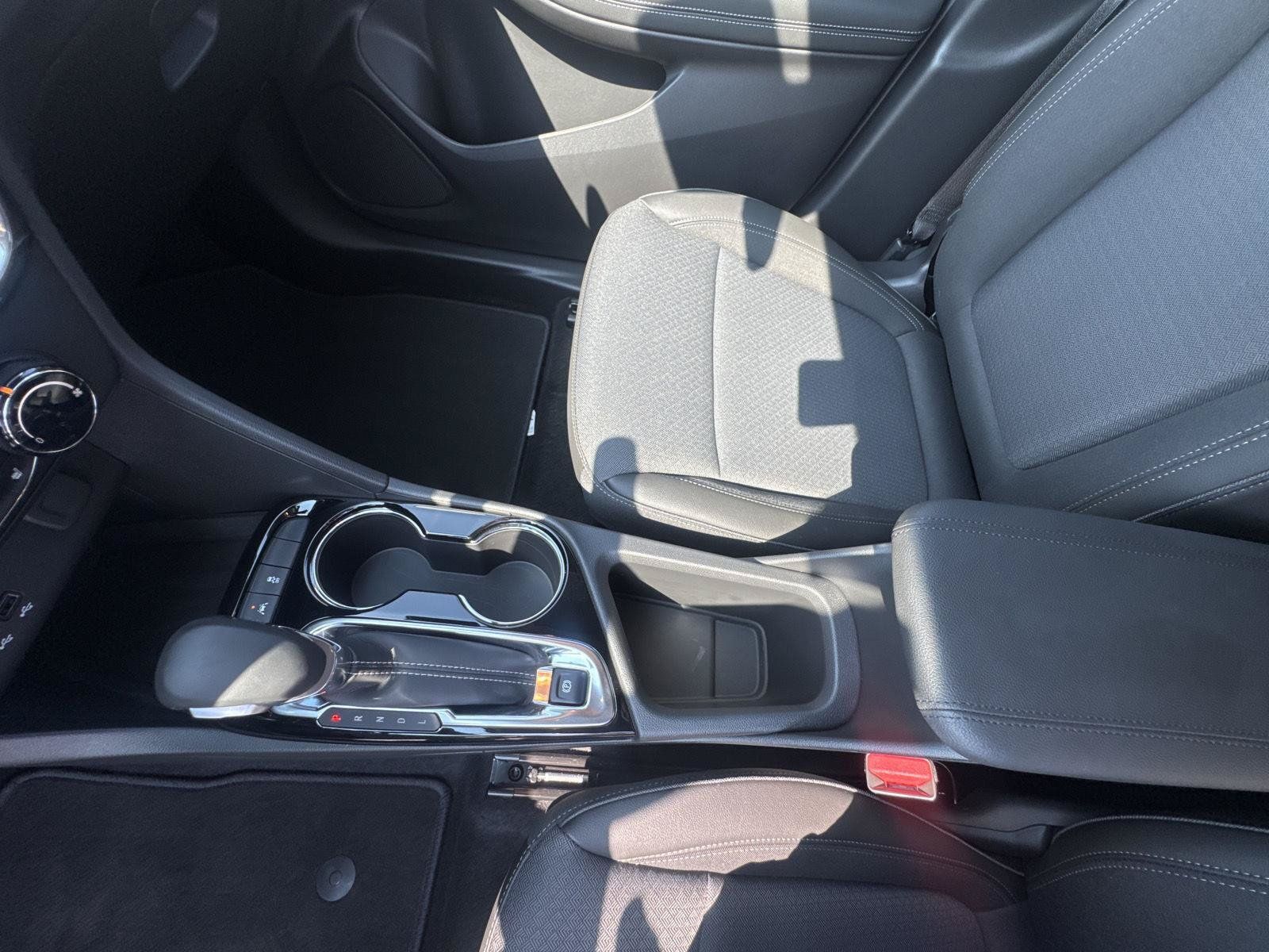 Used 2025 Buick Encore GX Preferred w/ Comfort Package FWD image 24