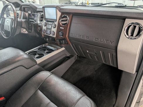 Used 2016 Ford F250 Lariat w/ Lariat Ultimate Package image 20