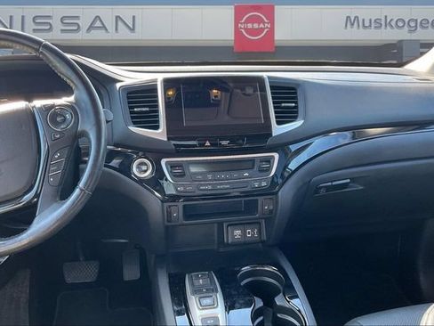 Used 2020 Honda Ridgeline RTL-E image 10