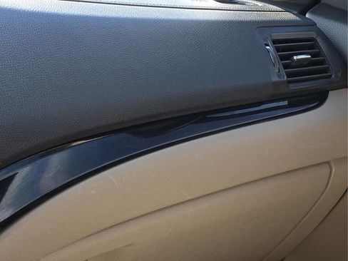 Used 2016 Honda Pilot Touring image 22