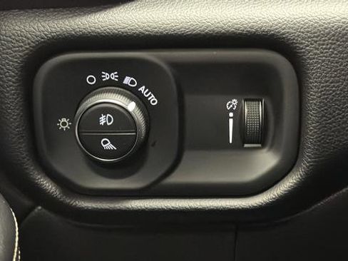 Used 2026 RAM 2500 Big Horn AWD/4WD image 29