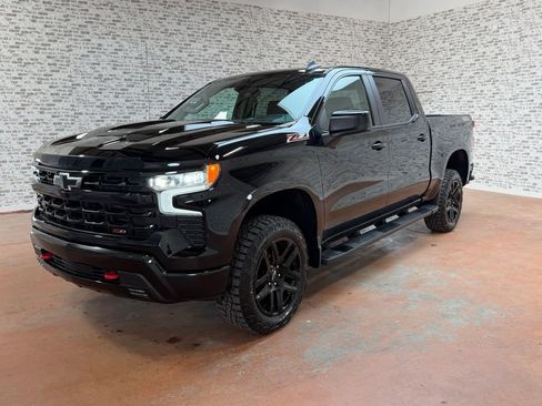 Used 2022 Chevrolet Silverado 1500 LT Trail Boss w/ Protection Package image 3