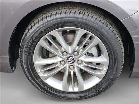 Used 2016 Toyota Camry SE image 20