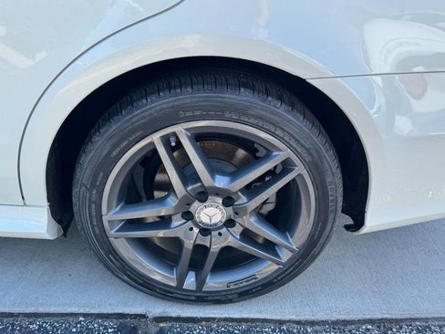 Used 2016 Mercedes-Benz E 350 4MATIC Sedan image 7