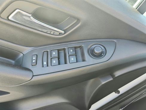 Used 2020 Chevrolet Trax LS image 16