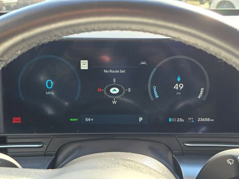 Used 2024 Hyundai Kona SEL FWD image 18